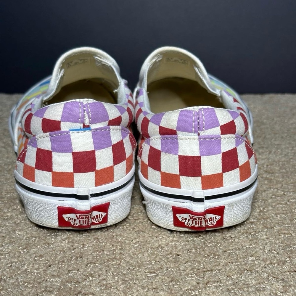 Van’s Women’s Rainbow Checkered Slip-On Sneakers - Size 8 - Picture 6 of 6